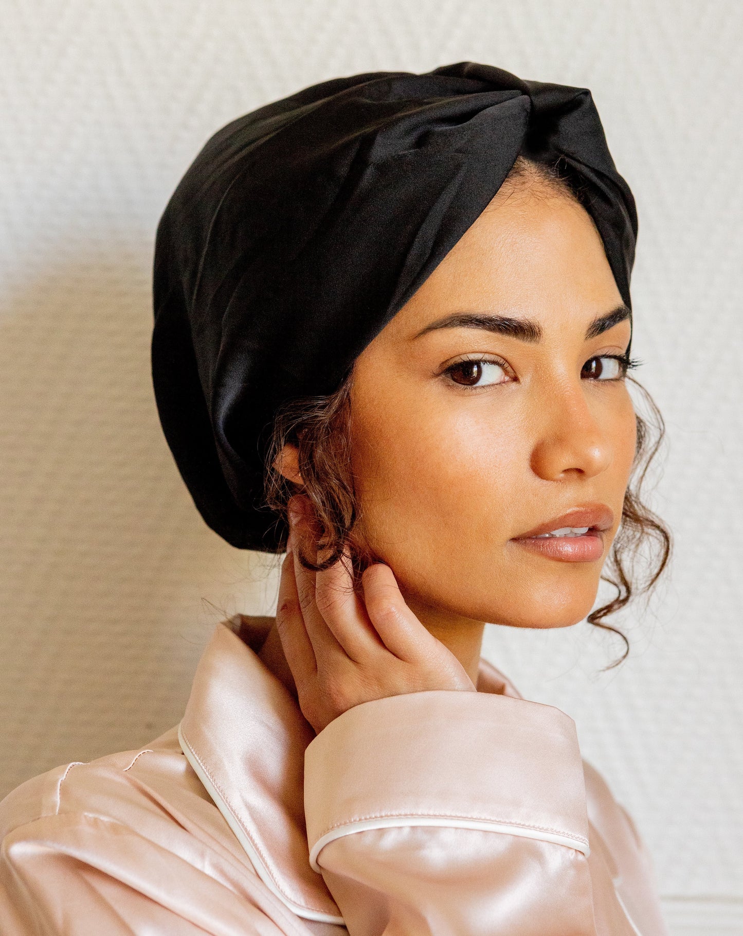 Bonnet en satin